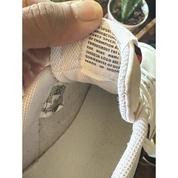 El producto en la imagen es el calzado Nike Court Legacy Lift para mujer 9.5 Us - Picture 6 of 7